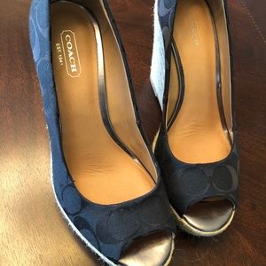 ADORABLE Coach Espadrille Wedges